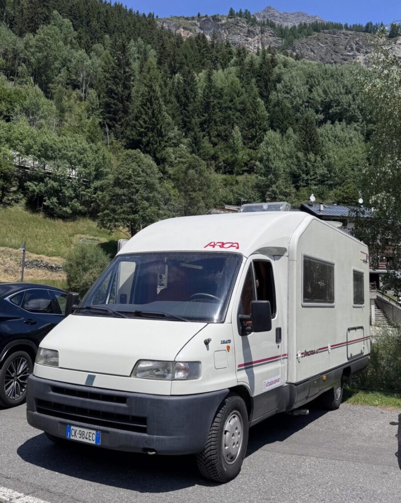 parcheggio isolaccia